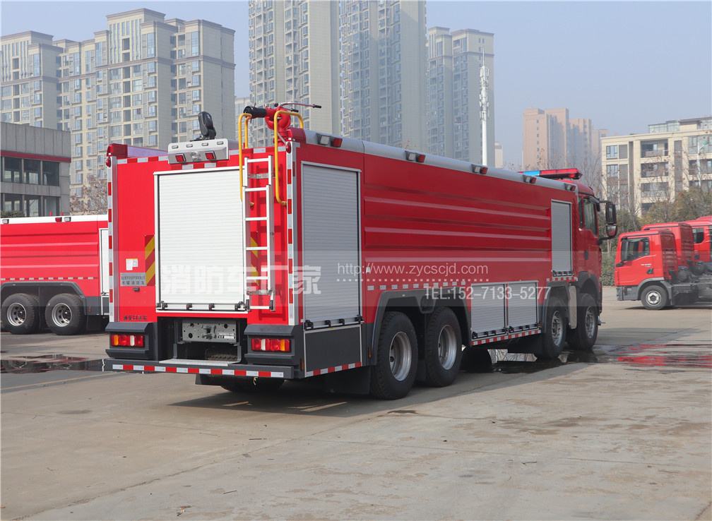 國六重汽24噸水罐消防車