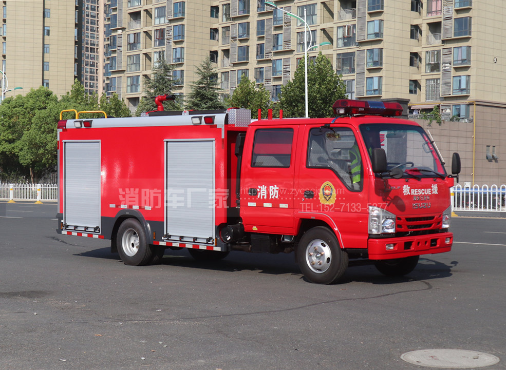 3噸小型泡沫消防車【五十鈴】