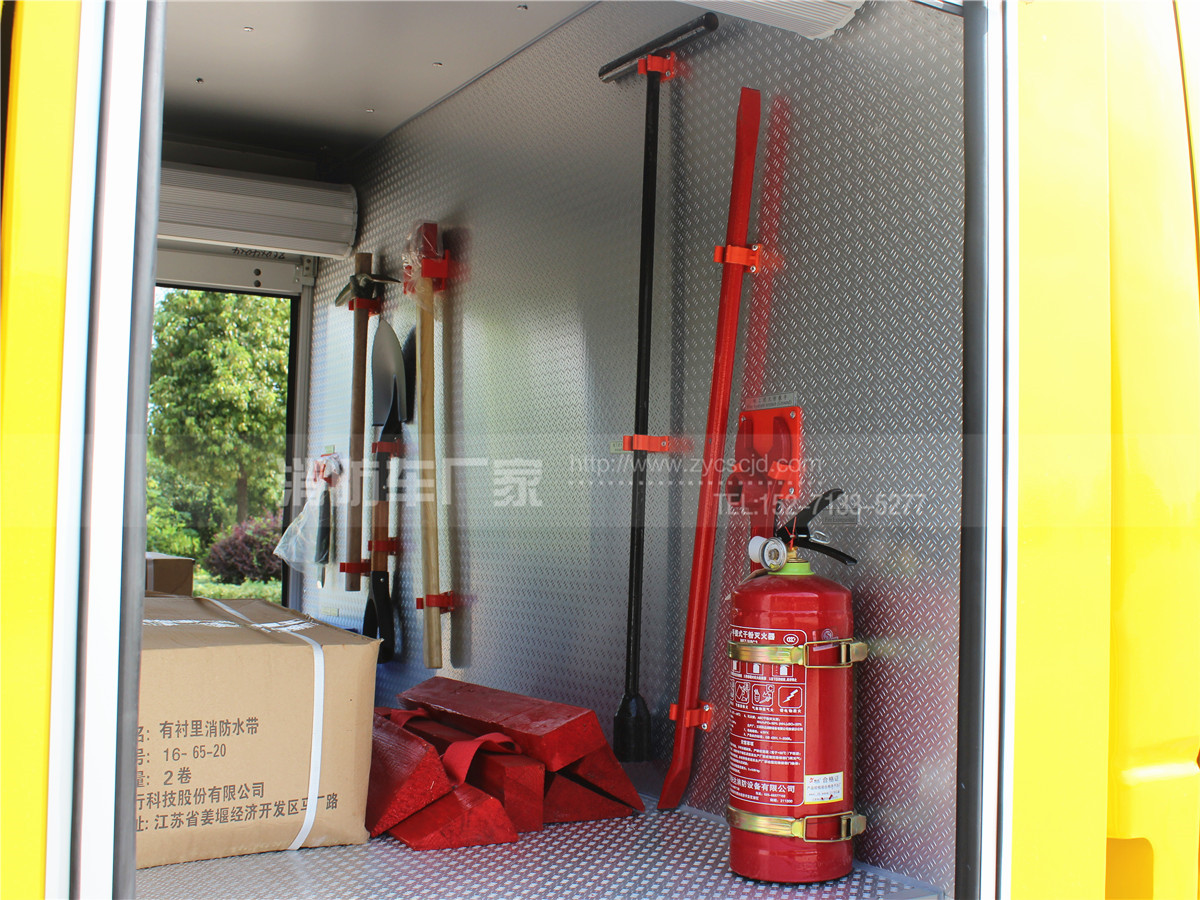 五十鈴700P水罐消防車